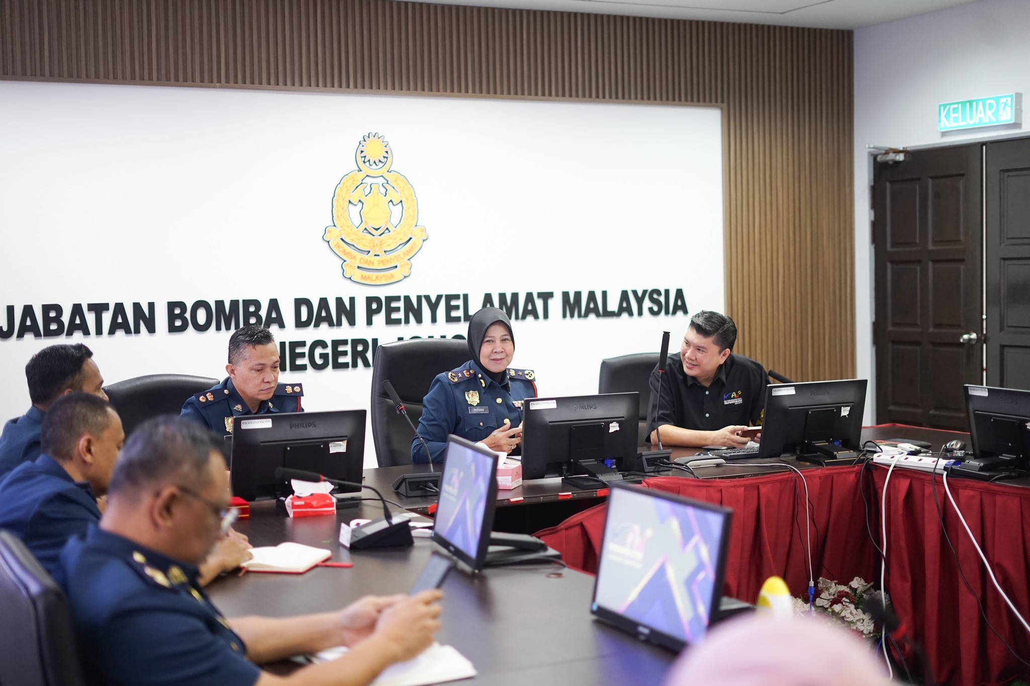 KUNJUNGAN HORMAT PERKUKUH KERJASAMA KESELAMATAN KEBAKARAN SEKTOR PERHOTELAN JOHOR 1