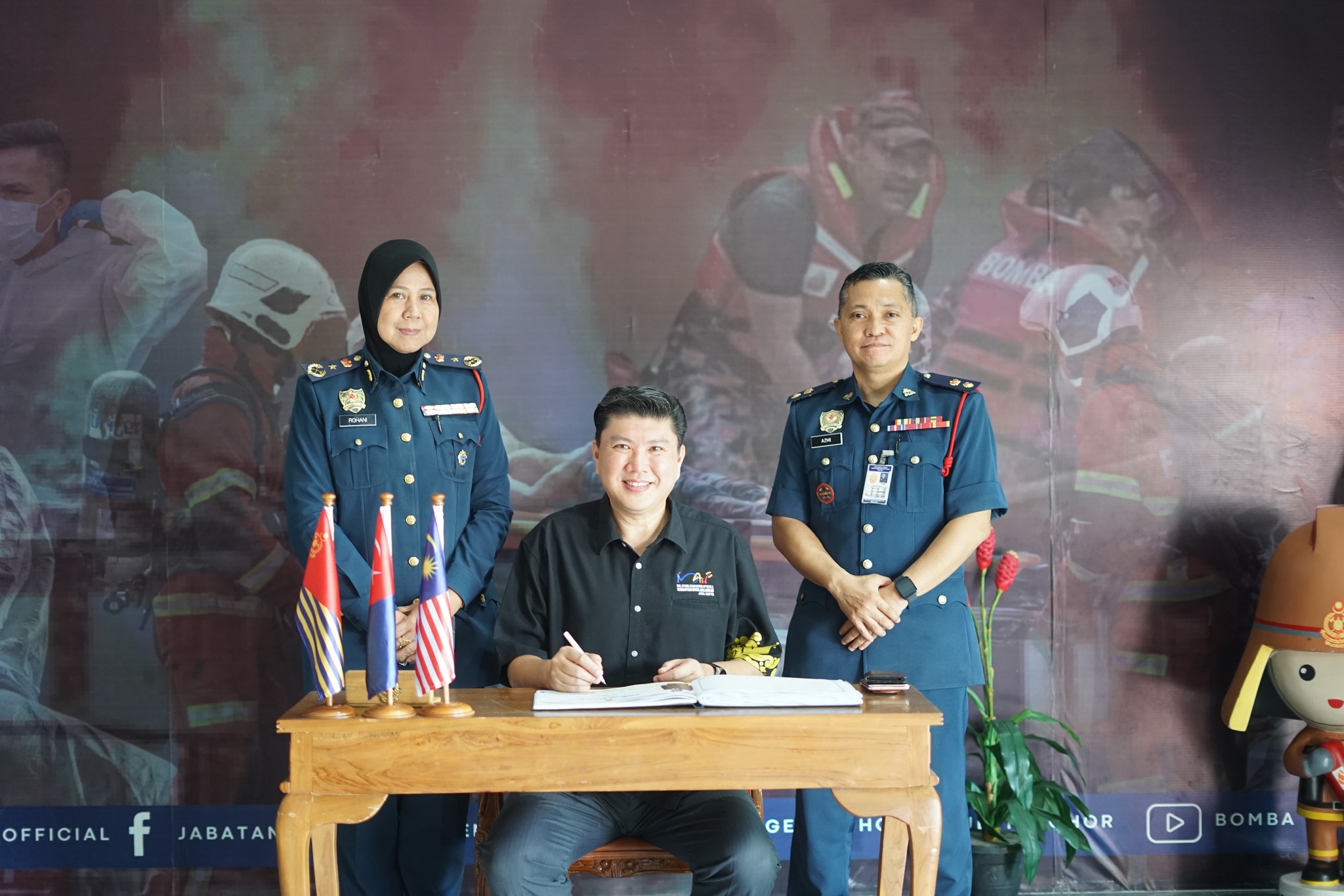 KUNJUNGAN HORMAT PERKUKUH KERJASAMA KESELAMATAN KEBAKARAN SEKTOR PERHOTELAN JOHOR 2