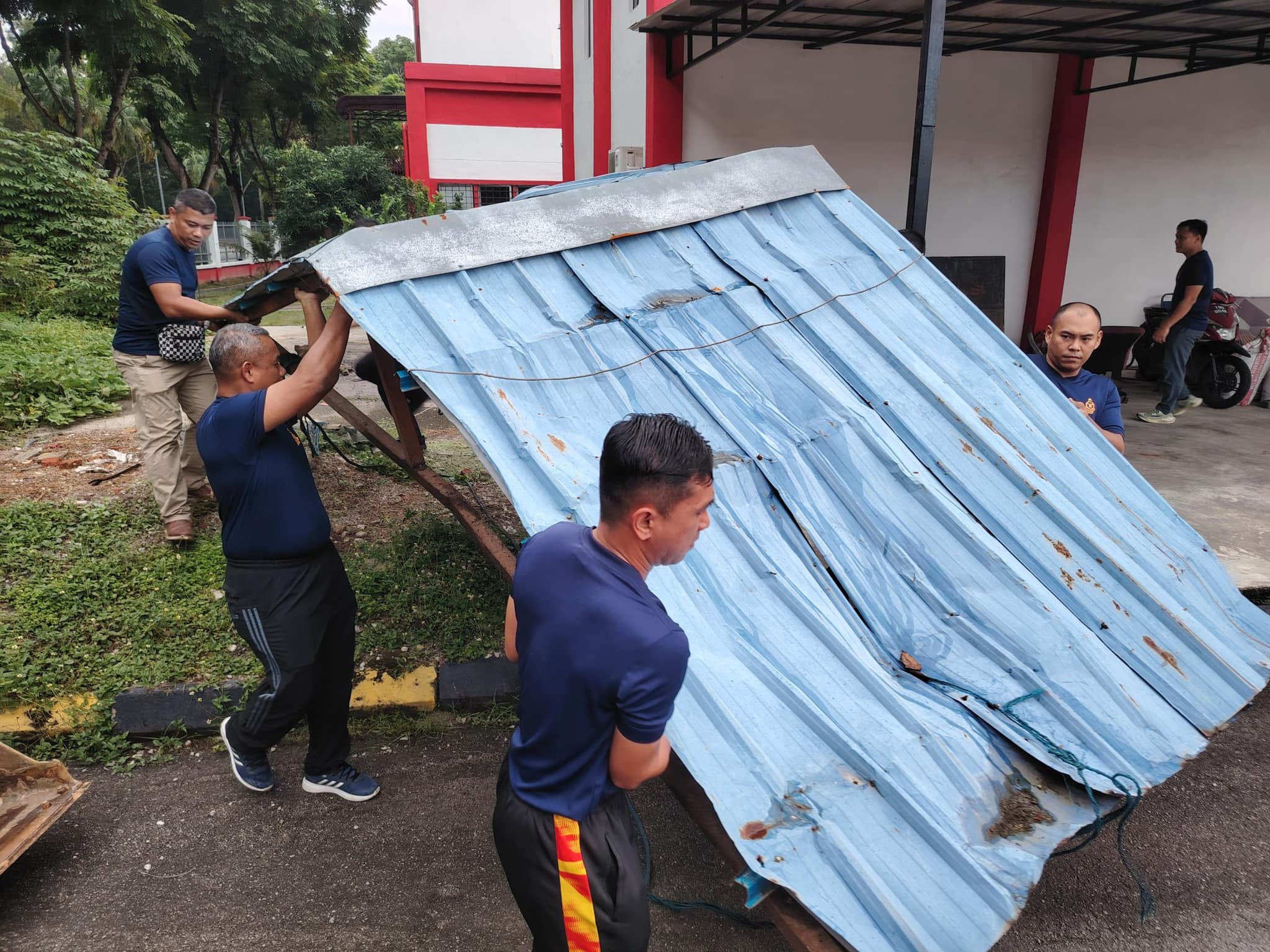 GOTONG ROYONG PERDANA EKSA