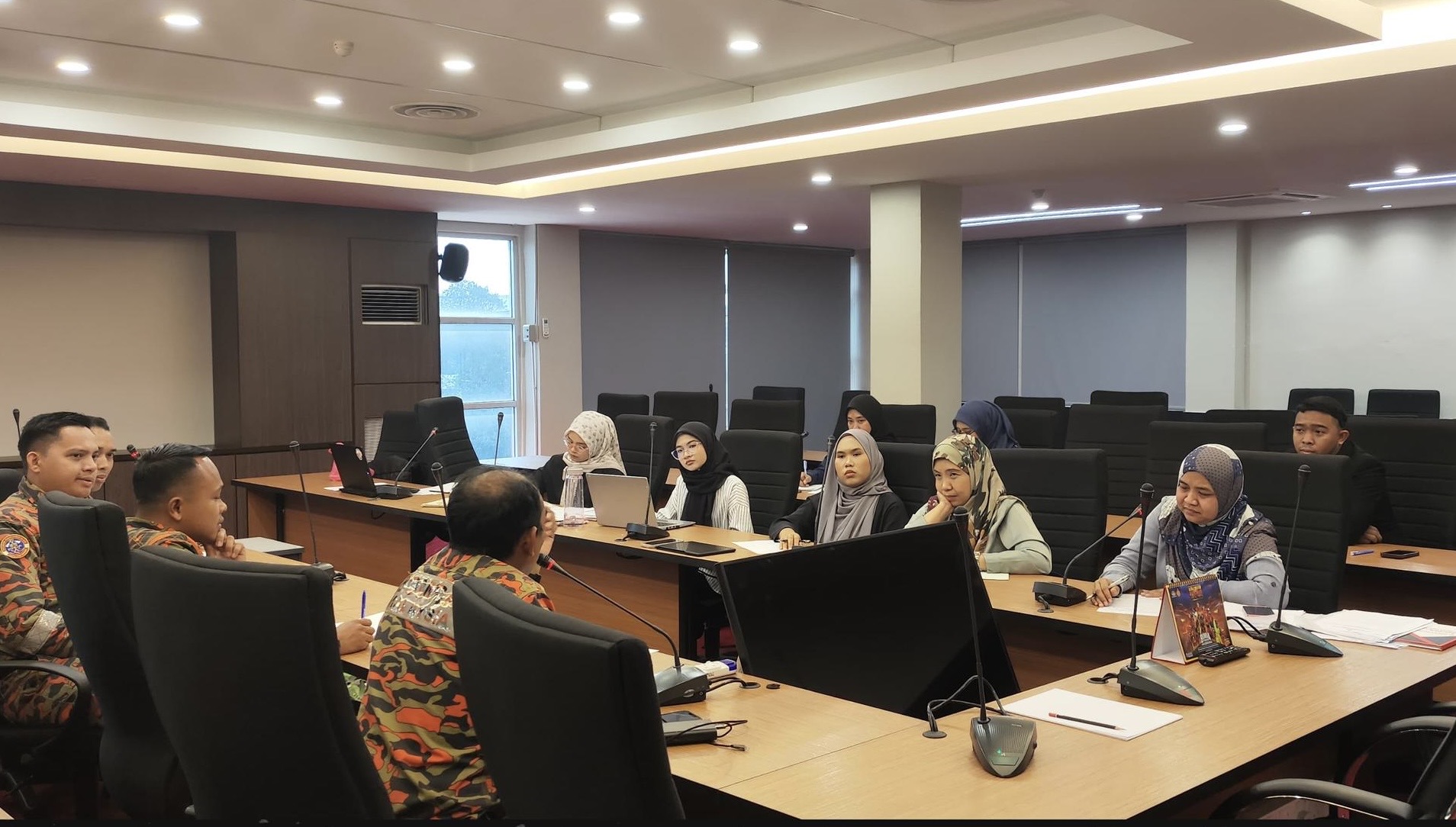KAJIAN FAKTOR DAN STRATEGI UTAMA DALAM OPERASI BANJIR