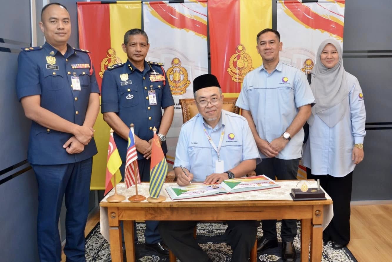 KUNJUNG HORMAT KETUA PEGAWAI EKSEKUTIF HOSPITAL PAKAR AN NUR KE IBU PEJABAT JBPM NEGERI SELANGOR