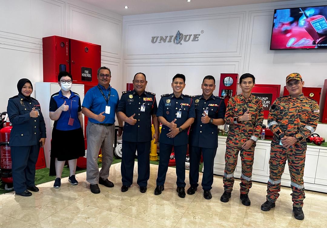 LAWATAN PEGAWAI ZON 1 SHAH ALAM KE UNIQUE FIRE INDUSTRY