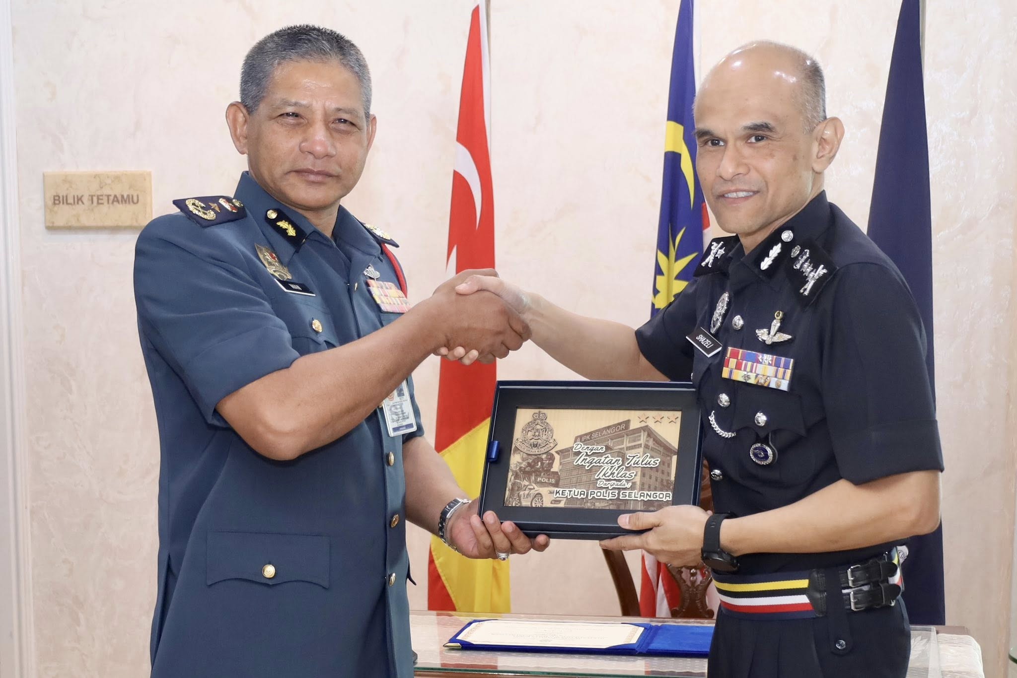 pengarah bomba selangor kunjung ketua polis 3