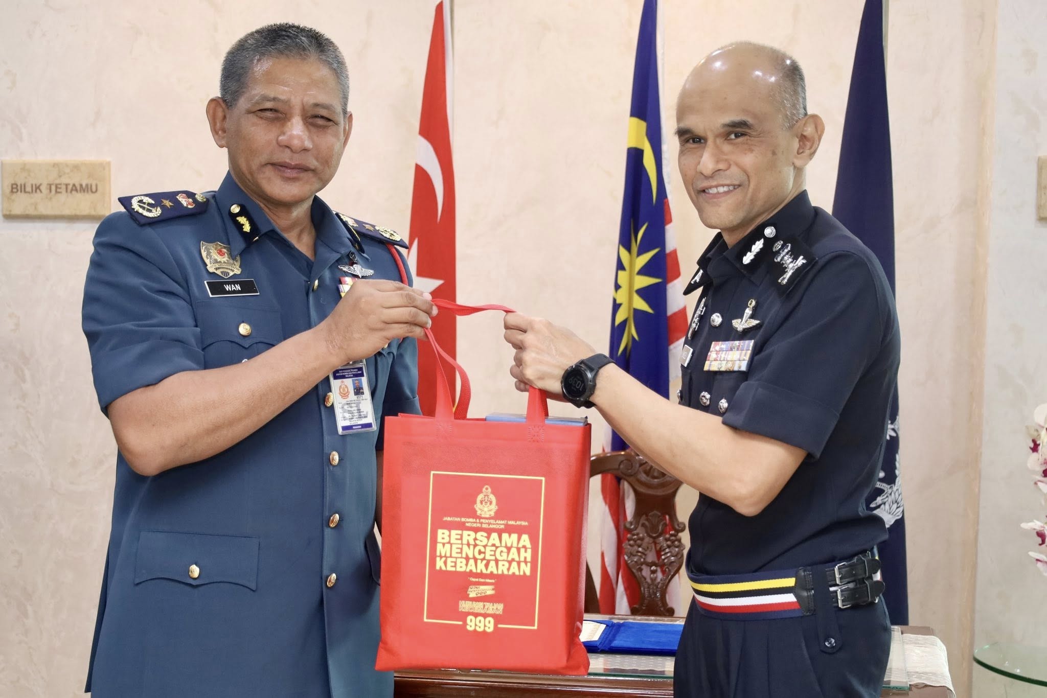 pengarah bomba selangor kunjung ketua polis 5