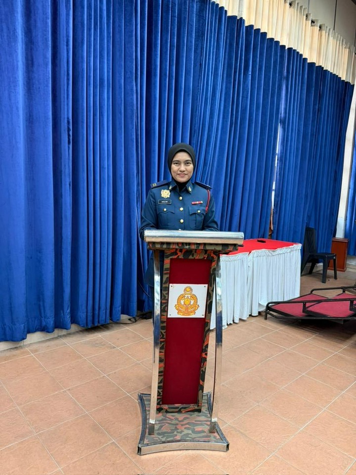 majlis pemakaian tanda pangkat dan bacaan ikrar 2