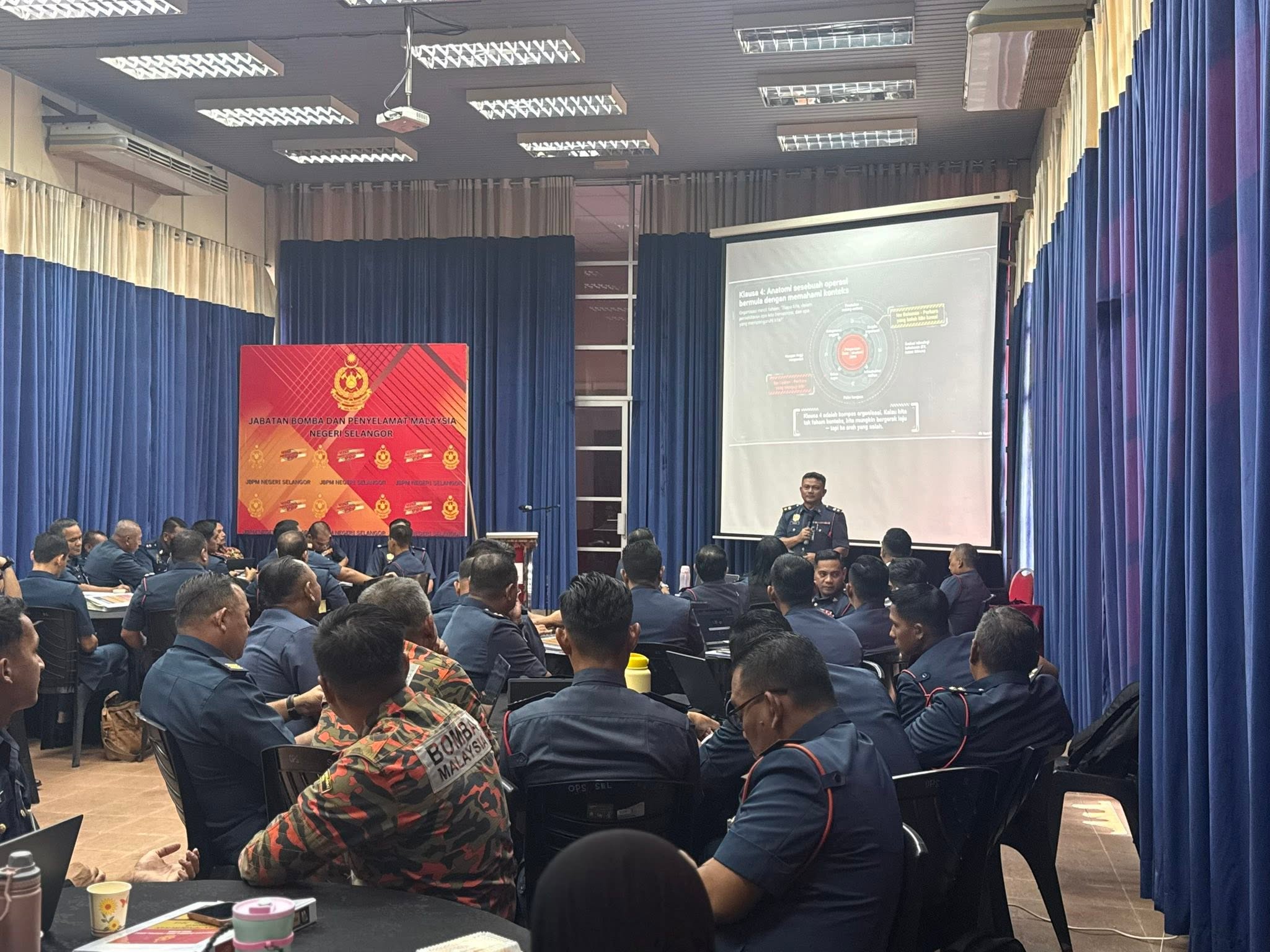 mesyuarat penyelarasan pengurusan risiko
