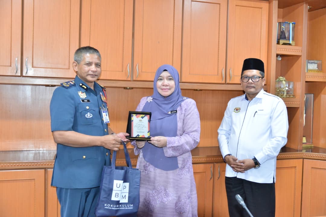 program libat urus n kunjung hormat with JPN selangor 3