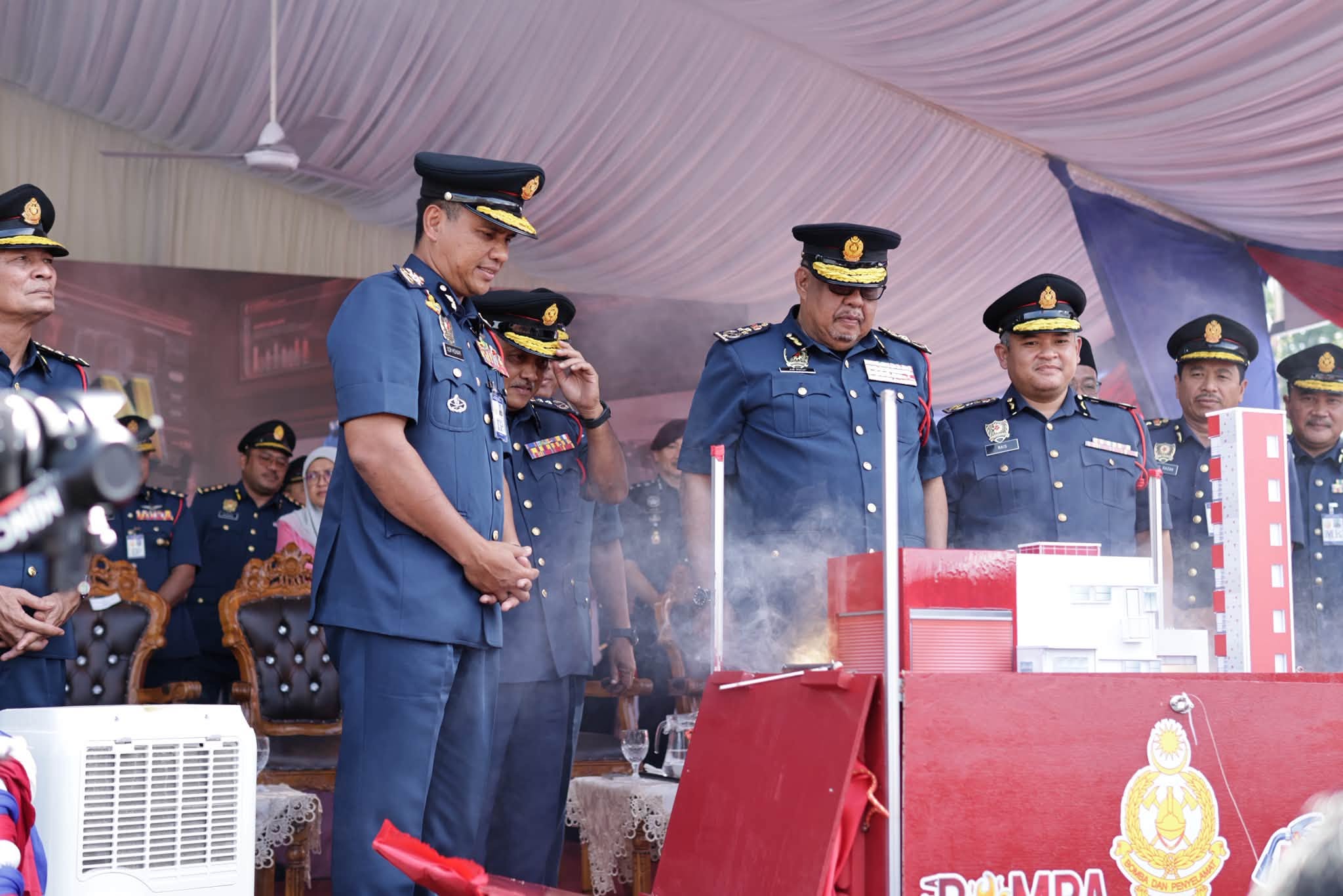 MAJLIS PERASMIAN BALAI BOMBA DAN PENYELAMAT CHENG 15